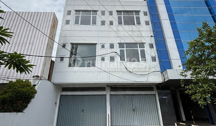 Ready-to-Live-in Shop House in Majapahit Near Lotte Mart 1