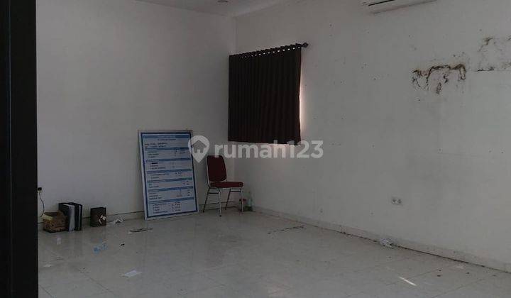 Gudang istimewa area pergudangan/logistik dekat pintu Tol Kartasura 3
