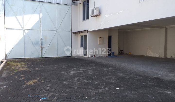 Gudang siap pakai dekat Jajar, Manahan, Solo 3
