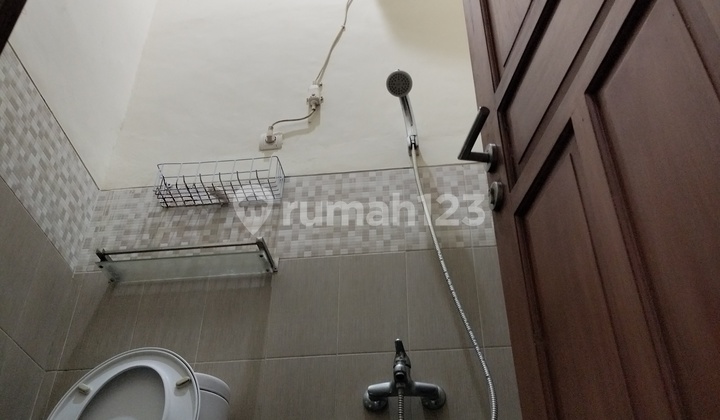 Rumah sewa bagus, terawat, luas & nyaman dekat Solo Square, Kerten, Purwosari, Solo 21