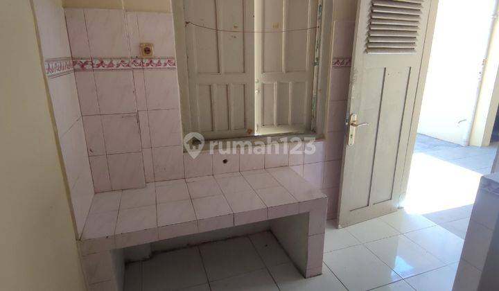 Rumah tengah kota konsep bangunan unik tempo doeloe 9