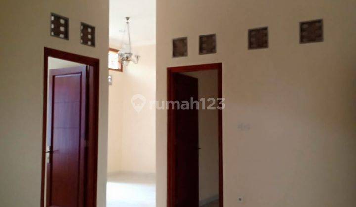 Rumah cluster cantik 2 lantai siap pakai, lokasi strategis  17