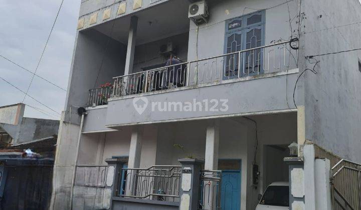 Rumah & ruang usaha 2 lantai dekat Veteran, Solo 2