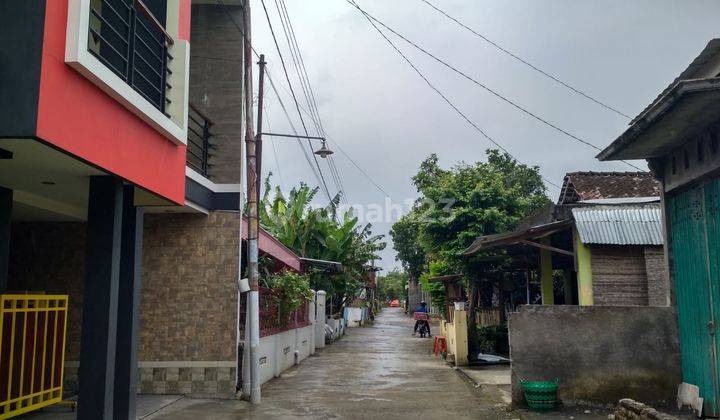 Rumah bagus & nyaman 2lantai konsep koskosan di Colomadu 2