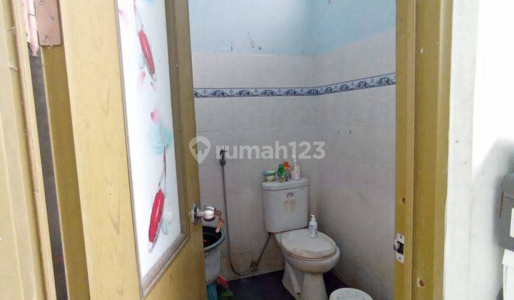 Rumah dalam kampung dekat pasar dan pusat dagang di Laweyan solo 2