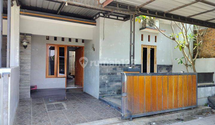 Rumah Adem Minimalis Modern Siap Pakai Dekat Solobaru  1