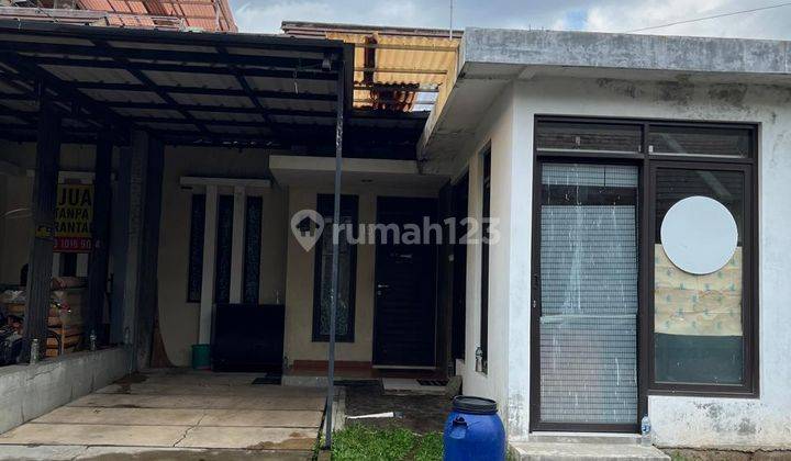 Rumah Strategis Di Jual Cepat Di Grand Sharon Resindence 1