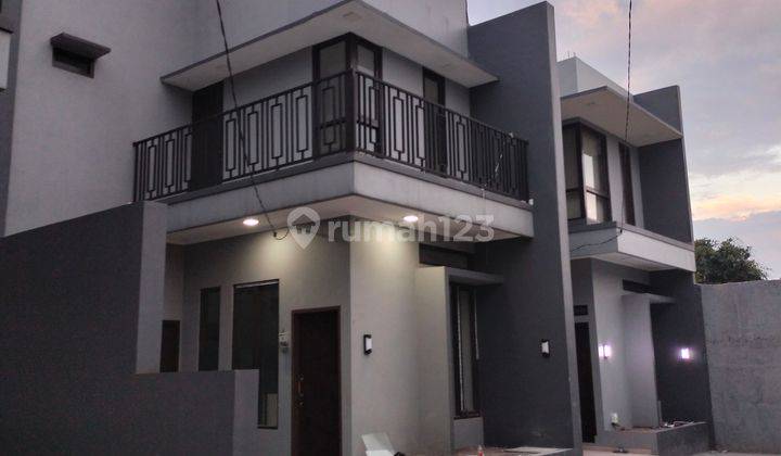 Rumah Baru Di Jual Cepat Rumah 2 Lantai Di Cluster Arcamanik 1