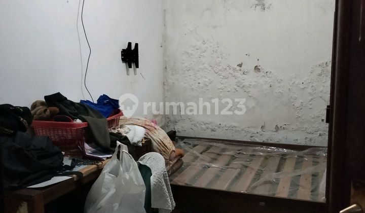 Slashing House Prices in Dakota Pasteur