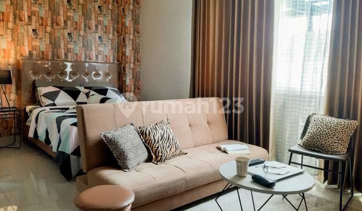 Di jual Cepat Apartemen Furniture di Clove Garden