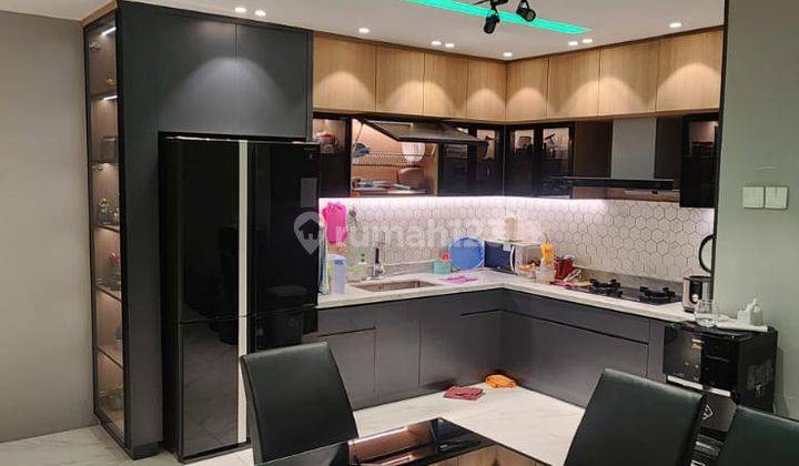 Rumah Baru Full Furnish Siap Huni, Rapi & Strategis 1