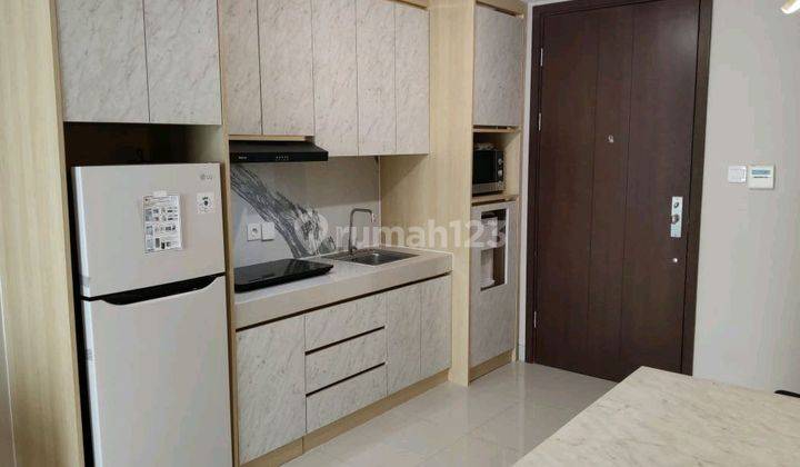 Condominium Biz Lift Super Mall Karawaci  1