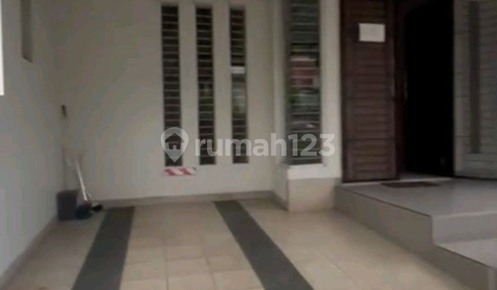 Rumah Sewa Bagus Taman Surya 2
