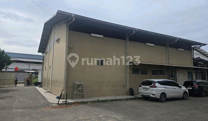 Warehouse for Rent in Semanan 2000m