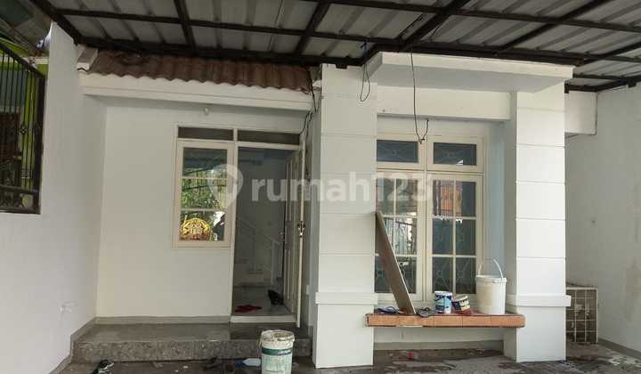 For Rent: Two-Story House in Taman Palem, 3 Bedrooms 2
