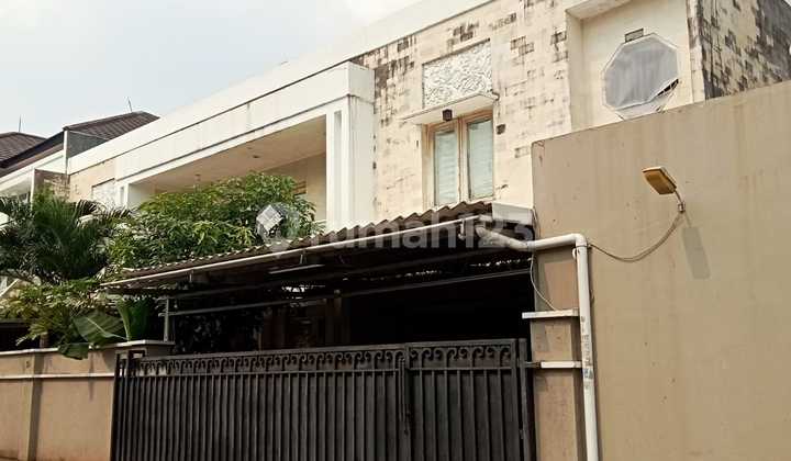 Rumah 2 Lantai Luas, Bagus, di Pesanggrahan 2