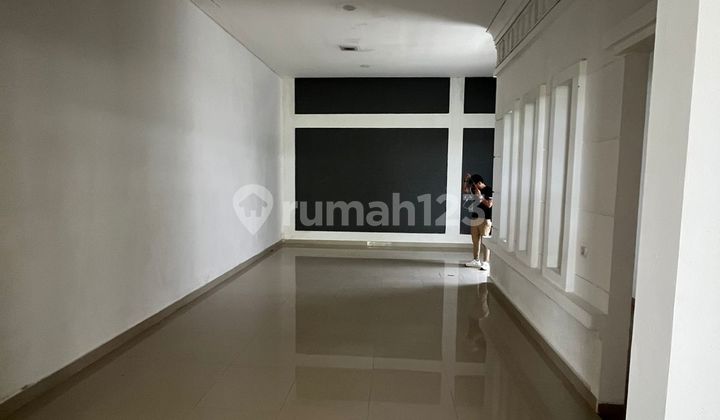 Disewa Rmh di Greenlake City