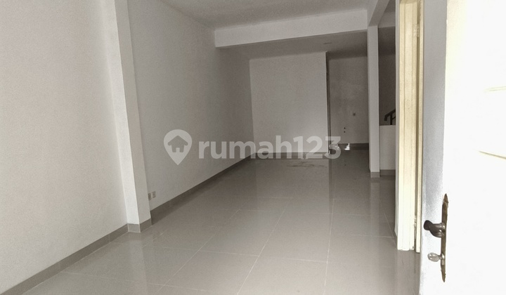 Dijual Rumah Citra 3 Bangunan Rapi Siap Huni Bebas Banjir