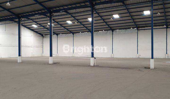 Gudang langka bebas banjir ada loading dock 2