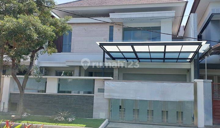 Rumah Mewah Siap Huni, Depan Taman 2