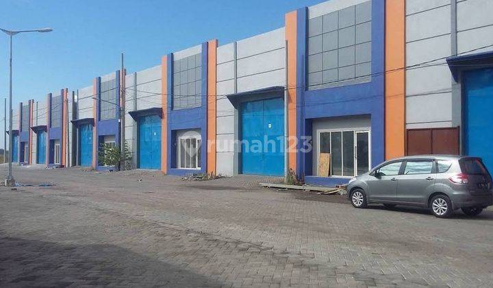 Gudang Baru Gress Siap Pakai di Raya Lingkar Timur 1