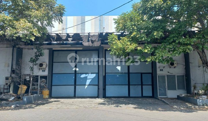 Gudang Ijin Industri di Pergudangan Safe N Lock