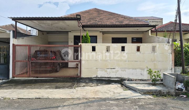 Rumah 1.5 Lantai Siap Huni di Darmo Harapan Utara