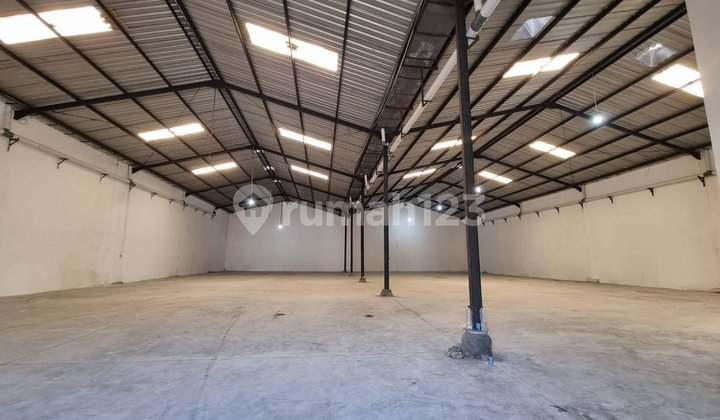 Gudang Siap Pakai Ijin Industri di Safe N Lock