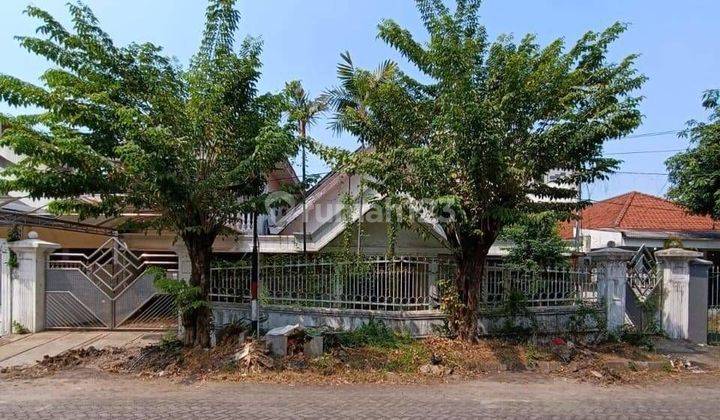 Rumah Lama Harga Murah Di Pusat Kota Surabaya 1