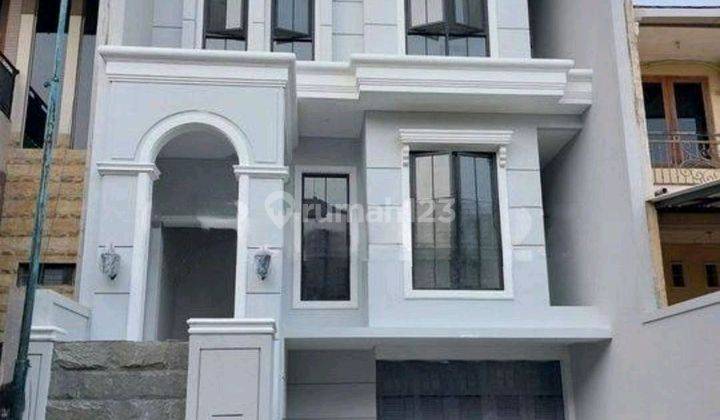 Rumah Baru Gress Siap Huni Di Graha Famili 1