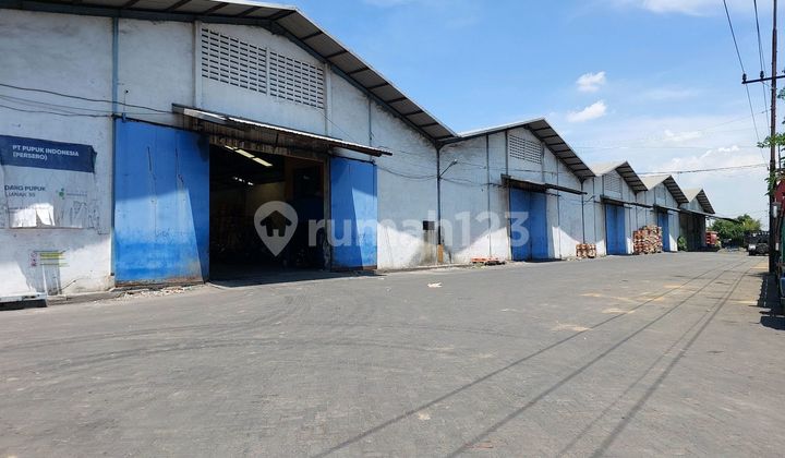 Gudang Siap Pakai, Dekat Tol dan Pelabuhan