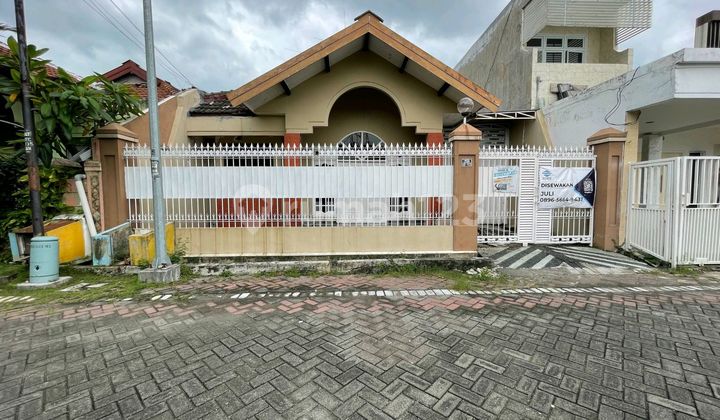 Nirwana Executive House Near Merr Negotiable Price