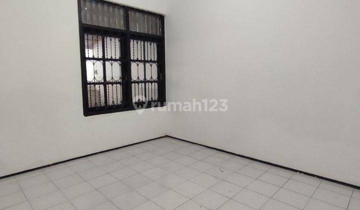 Disewakan Rumah Siwalankerto Permai Gang 1 Surabaya  5