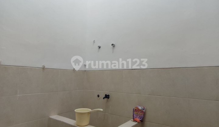 Disewakan Rumah Siwalankerto Permai Gang 1 Surabaya  10