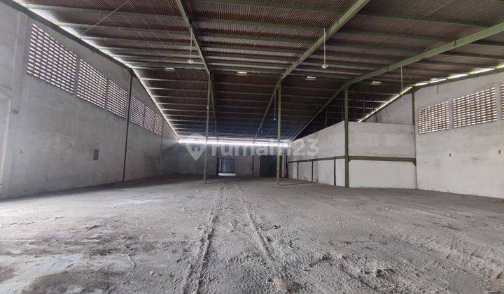 Disewakan Gudang Samping Tambak Sawah Sidoarjo  1