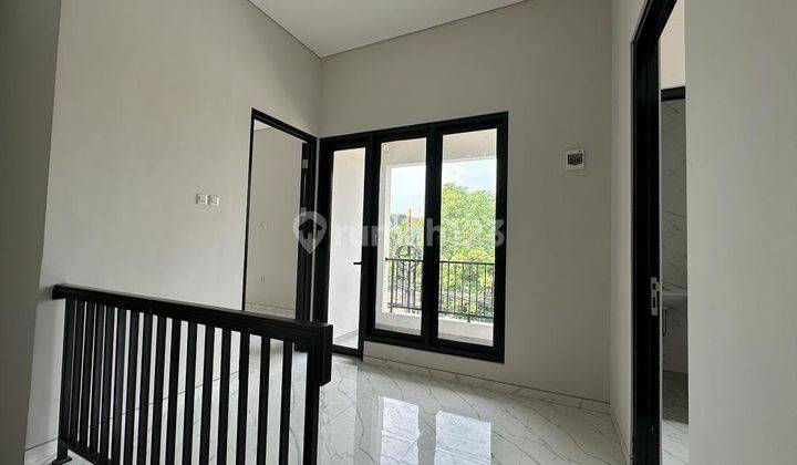 Dijual Rumah Minimalis 2 Lantai Hook Kutisari Indah Utara 2