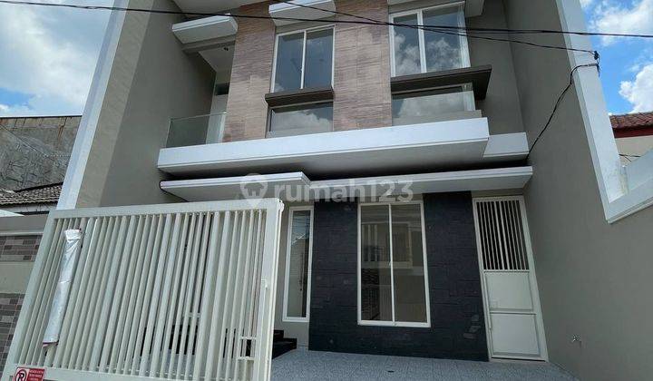 Dijual Rumah Nginden Intan Timur Surabaya Hadap Utara  1