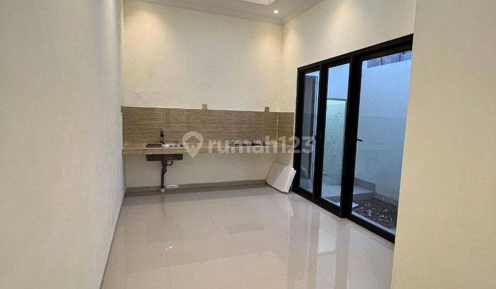 Dijual Rumah Baru Mewah Minimalis Ketintang Madya Surabaya  2