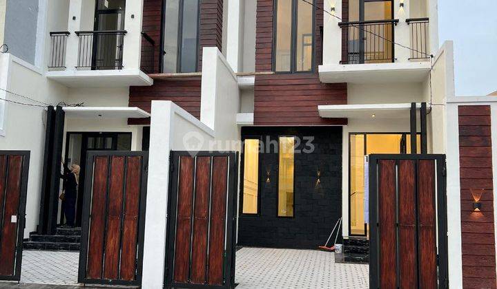 Dijual Rumah Baru Mewah Minimalis Ketintang Madya Surabaya  1