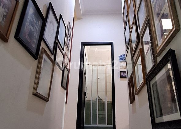 Dijual Rumah Tenggilis Kendangsari Surabaya dekat Ubaya 2