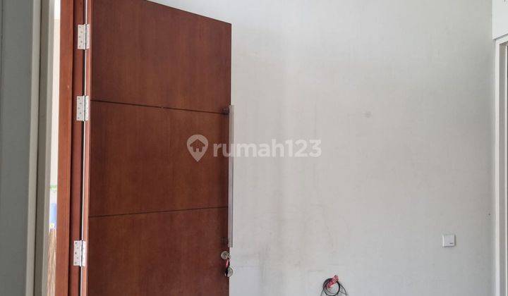 Dijual Rumah Siap Huni Northwest Park Citraland Surabaya  2