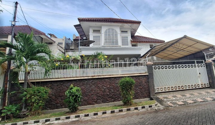 Dijual Rumah Tenggilis Kendangsari Surabaya dekat Ubaya