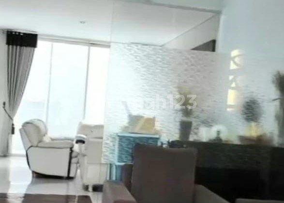 Rumah Full Furnish Stamford Place Citraland Surabaya 2