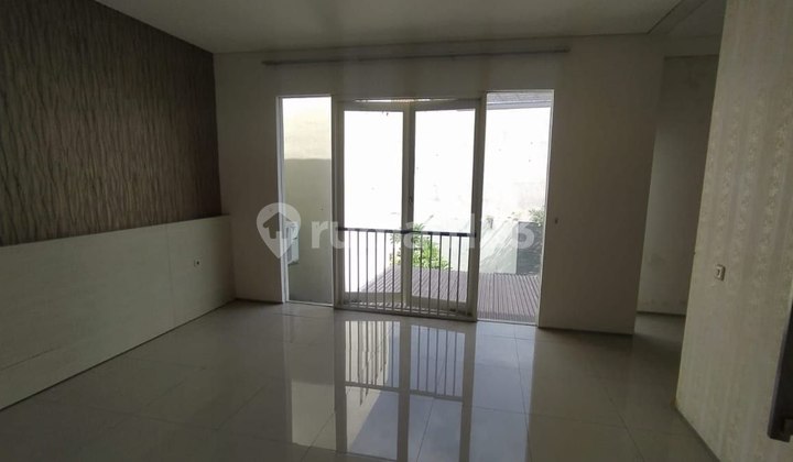 Royal Park Citraland Surabaya House near Pakuwon Mall 2