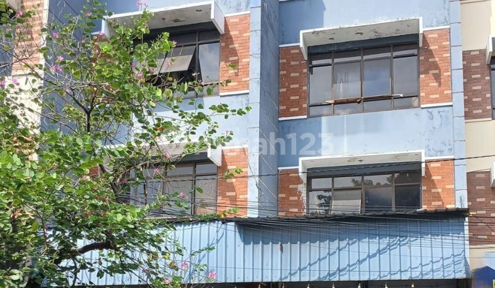 Ruko Raya Manyar Surabaya 1