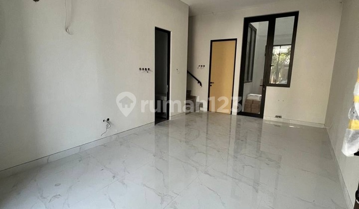 Dian Istana Moca Vrbana Deat Graha Family Surabaya Barat 2