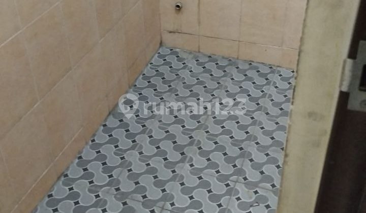 Barata Jaya Gubeng Surabaya Single-Story Shophouse 2