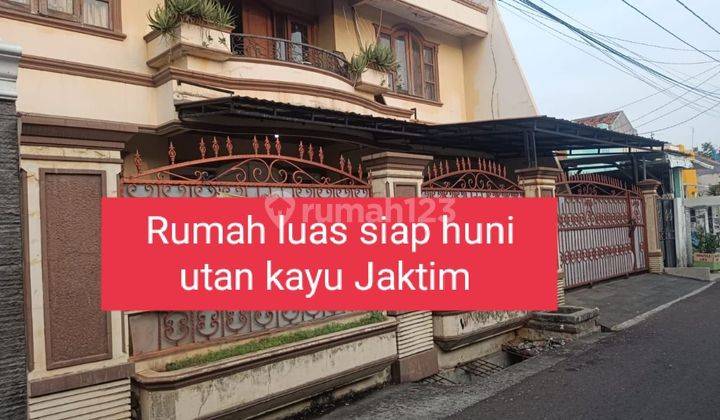 Rumah Luas Kokoh Siap Huni Daerah Utan Kayu  2