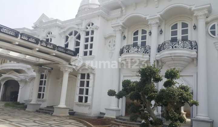 Jual Rumah Mewah Tanah Luas Asri di Ceger 2