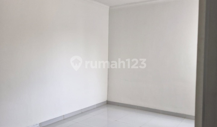 Rumah Kuldesak Hadap Timur Siap Huni di Legenda Wisata Cibubur 2